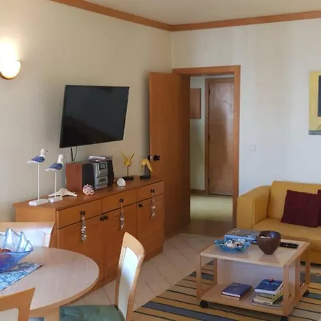 Marina Extraordinary 70 M2 T1, Marina 200m , 300m Vilamoura