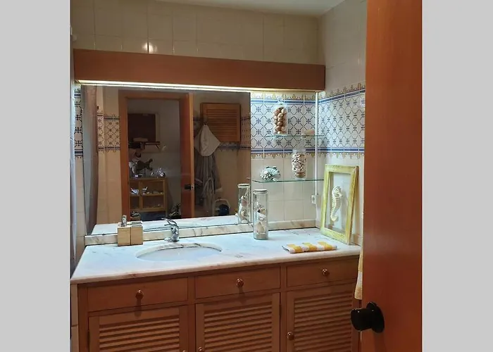 Marina Extraordinary 70 M2 T1, Marina 200m , 300m 公寓 *