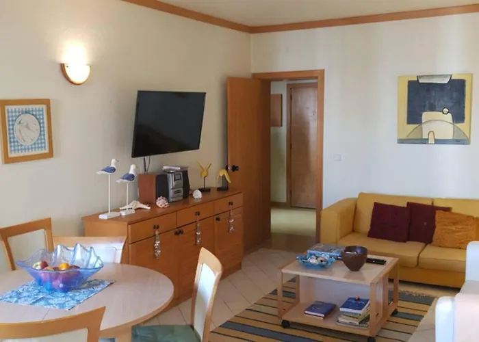 Marina Extraordinary 70 M2 T1, Marina 200m , 300m فيلامورا