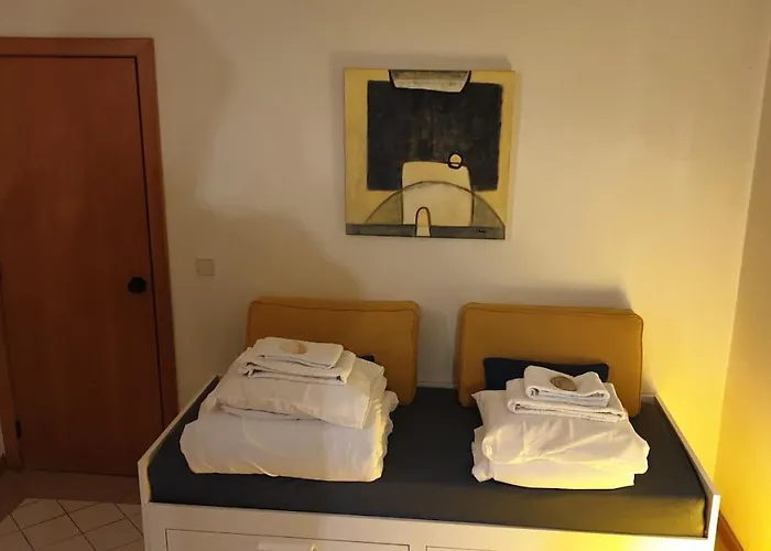 Marina Extraordinary 70 M2 T1, Marina 200m , 300m شقة *